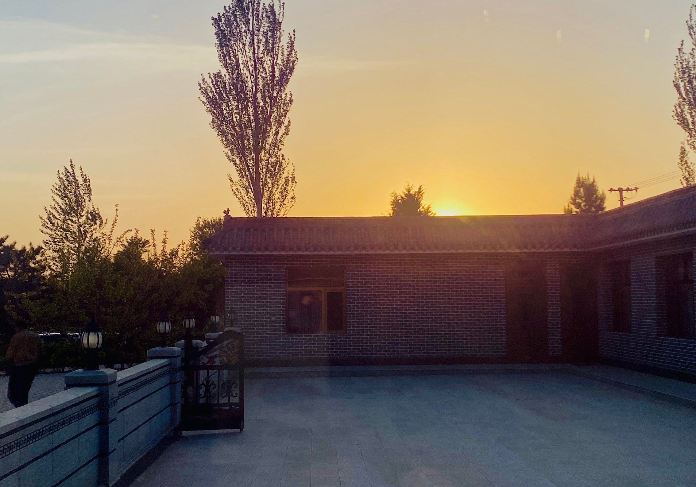 SEASONAL TRANSITION(シーズナルトランジション)＝季節の変わり目」制度の導入