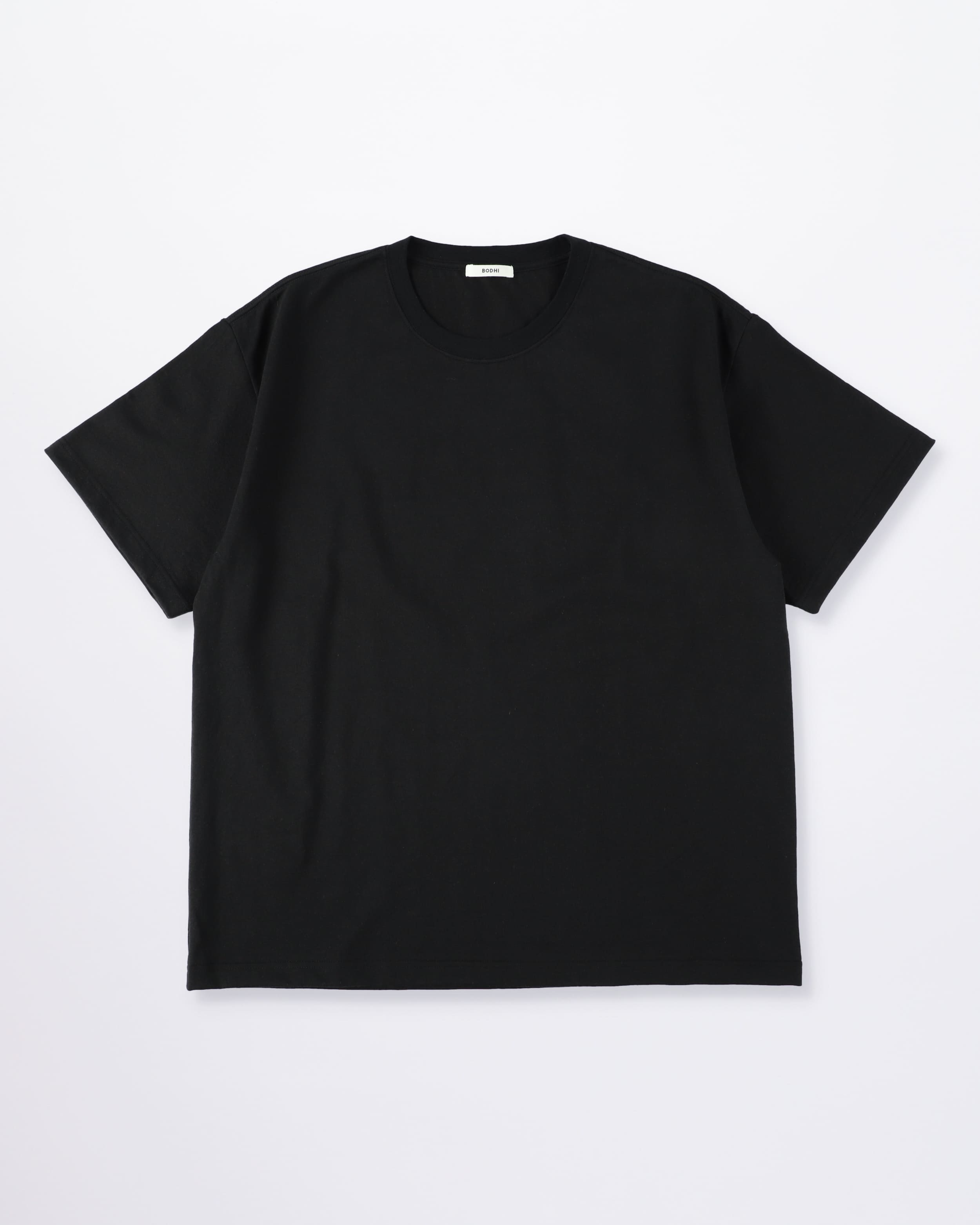 ESSENTIAL TEE