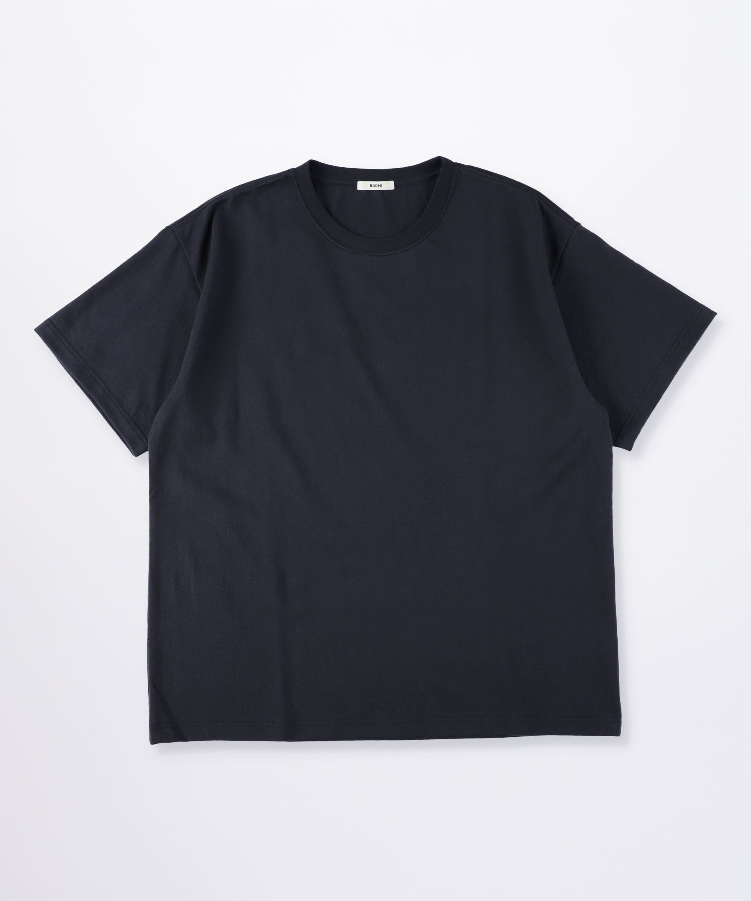 ESSENTIAL TEE