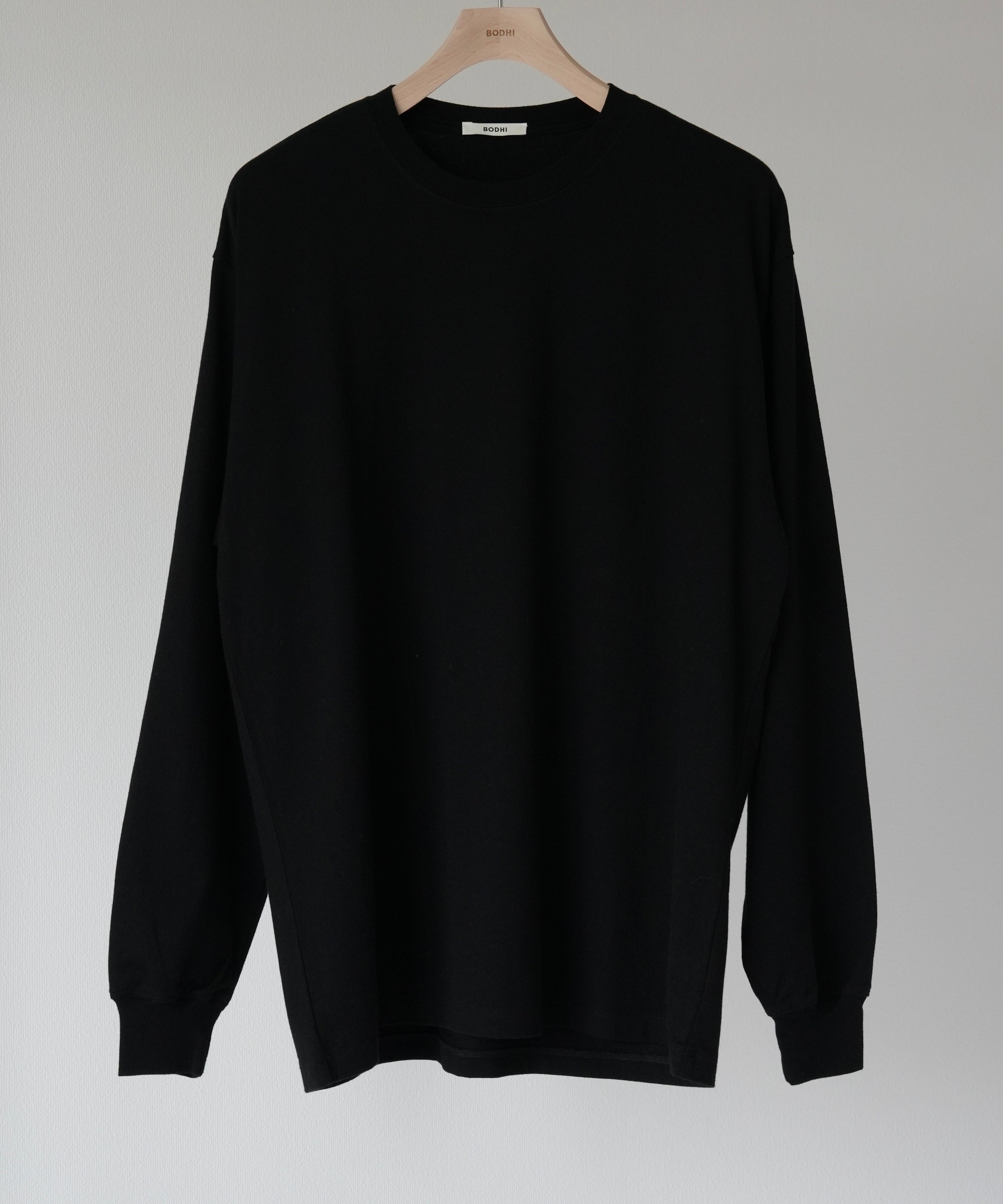 ESSENTIAL LONG SLEEVE TEE