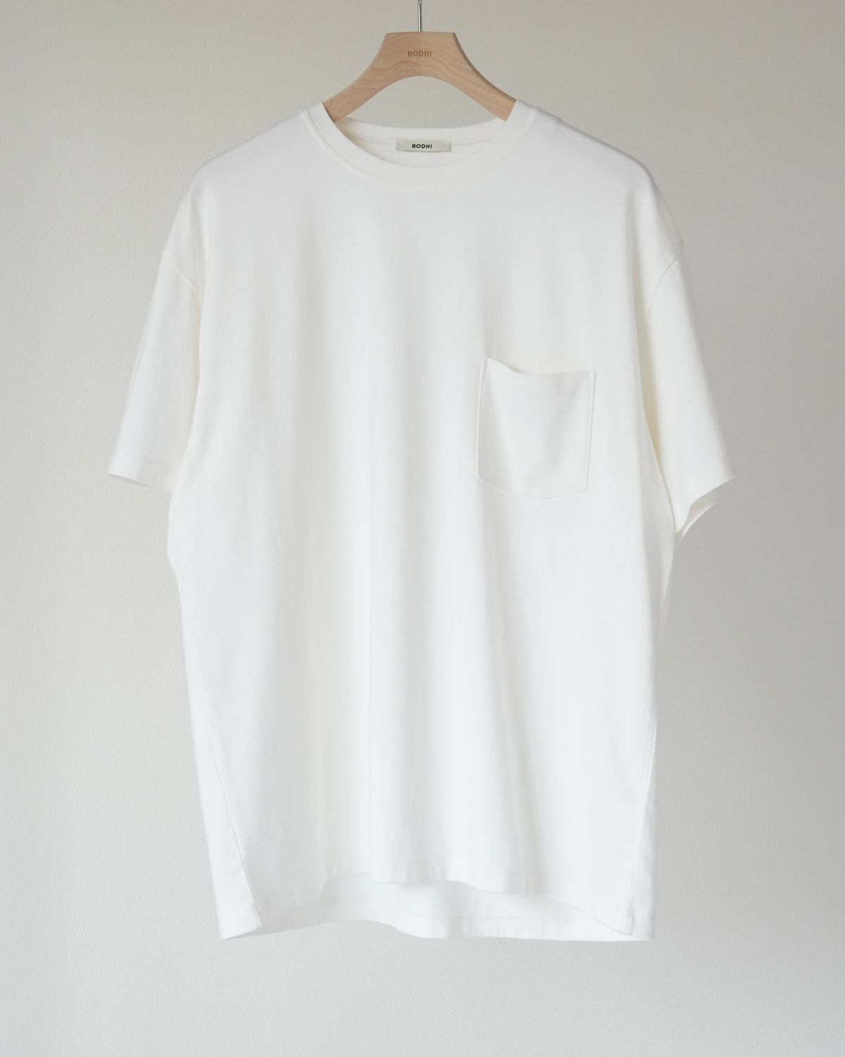 BODHI シルク カシミヤ ポケットTシャツ | ESSENTIAL
